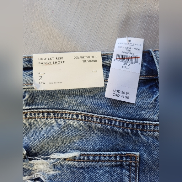 NEW American Eagle Outfitters Distressed Light Blue Denim Cutoff Shorts, Size 2 - Picture 3 of 3